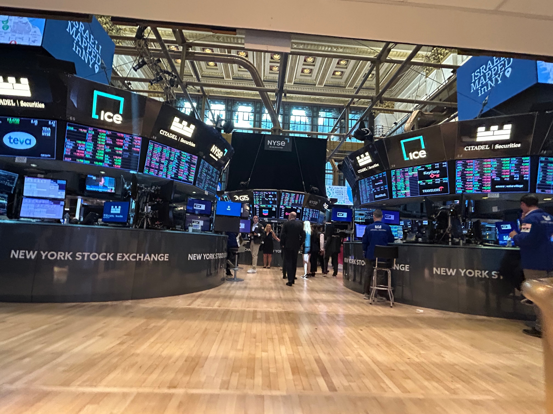 Visiting the NYSE as a part of a week trip in NYC during the internship. During this time, I also competed in a trading simulation.