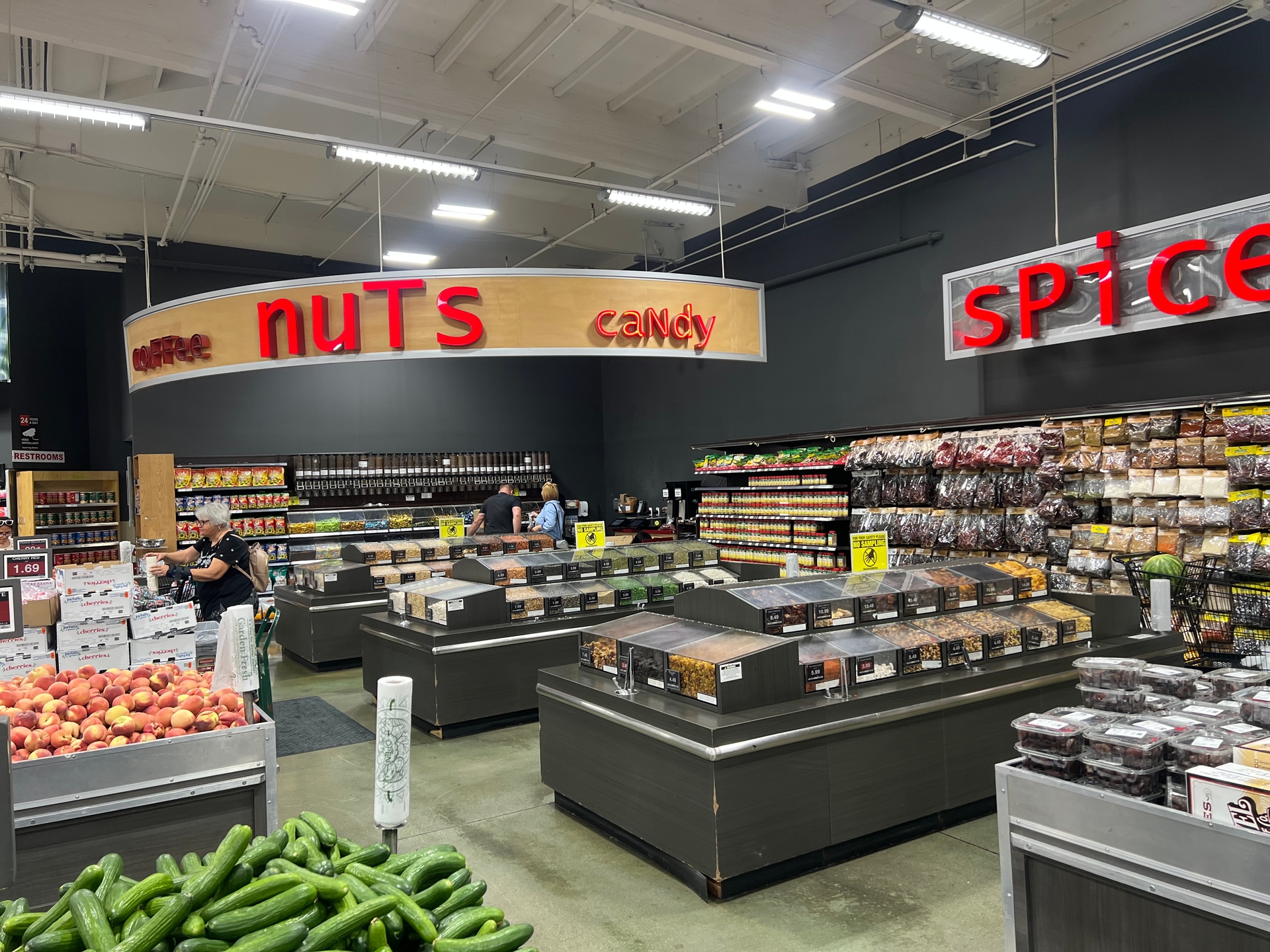 Super King Claremont, Bulk Section