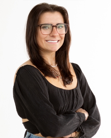 Isabelle Cox avatar image