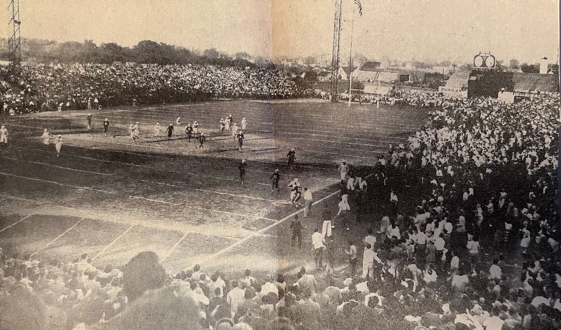 An official attendance of 21,024 saw Aquinas vs St James at Red Wing Stadium in 1947.